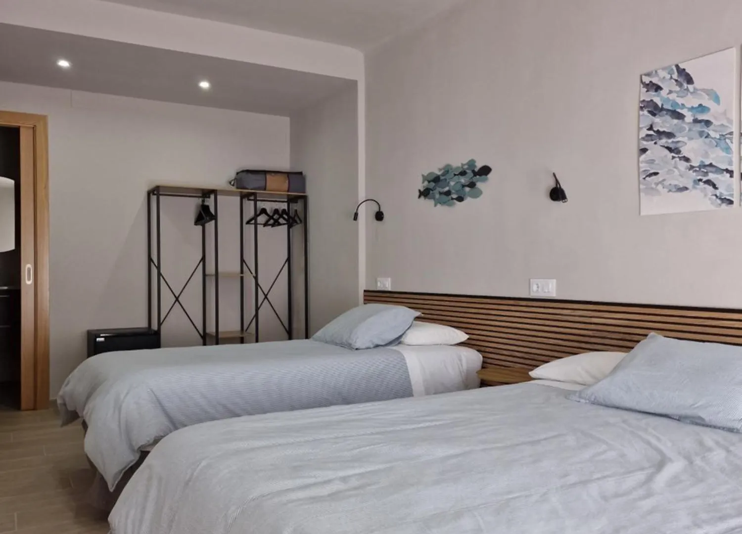فندق Pensio Torrent L' Escala 2*,